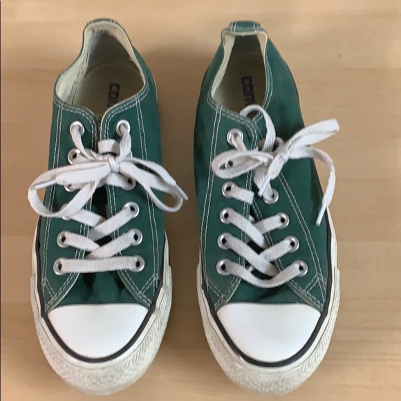 green shoes size 7